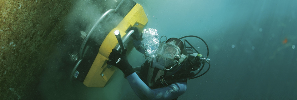 Underwater Ship Hull Cleaning